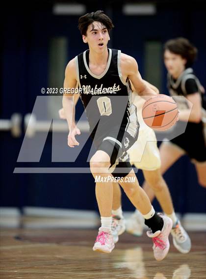 Thumbnail 2 in Guyer vs Keller photogallery.