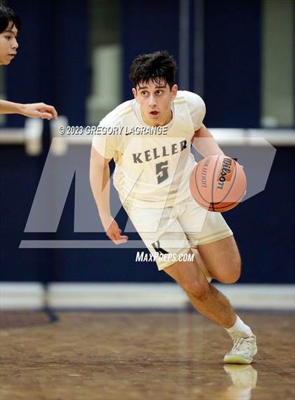 Thumbnail 2 in Guyer vs Keller photogallery.