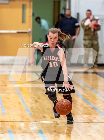 Thumbnail 1 in Wellesley @ Needham photogallery.