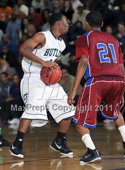 Thumbnail 1 in Huntsville vs. Butler photogallery.