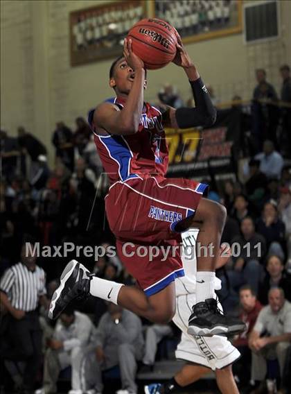 Thumbnail 1 in Huntsville vs. Butler photogallery.