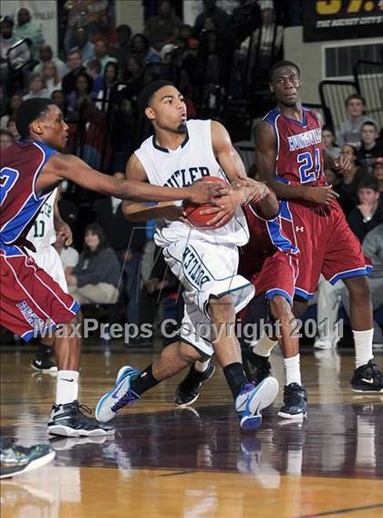 Thumbnail 2 in Huntsville vs. Butler photogallery.