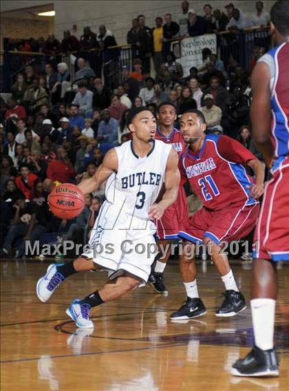 Thumbnail 1 in Huntsville vs. Butler photogallery.