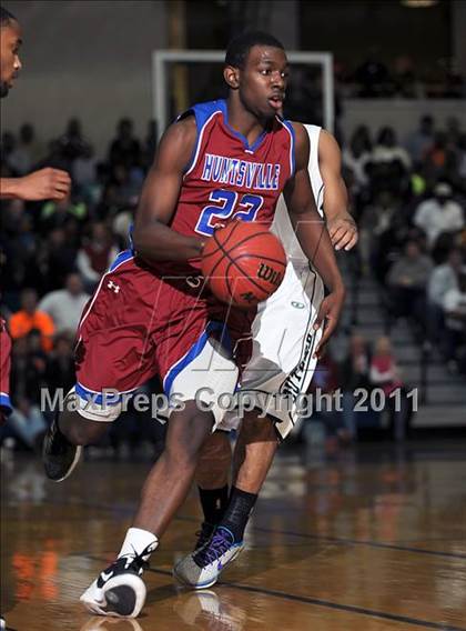 Thumbnail 1 in Huntsville vs. Butler photogallery.