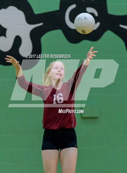 Thumbnail 1 in Floresville vs. Pearsall (Pearsall VB Tournament) photogallery.