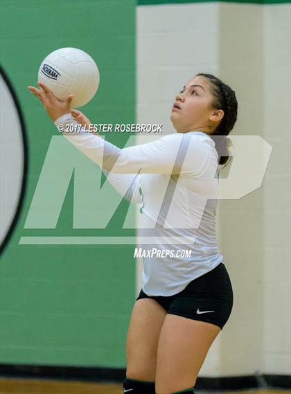 Thumbnail 3 in Floresville vs. Pearsall (Pearsall VB Tournament) photogallery.