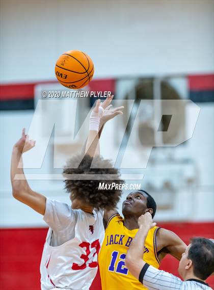 Thumbnail 1 in Jack Britt @ Seventy-First photogallery.