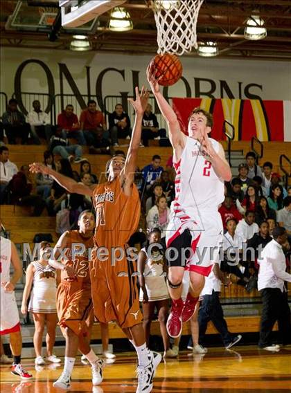 Thumbnail 2 in Memorial @ Dobie (McDonald's Texas invitational) photogallery.