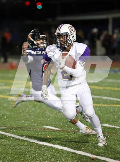 Thumbnail 1 in Lake Braddock @ West Springfield photogallery.