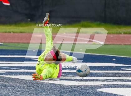 Thumbnail 2 in Trinity Christian @ Central Catholic photogallery.