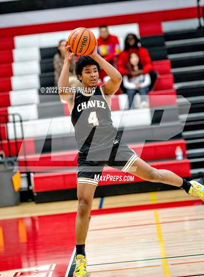 Thumbnail 3 in Chavez @ Cordova (Cordova Christmas Classic) photogallery.