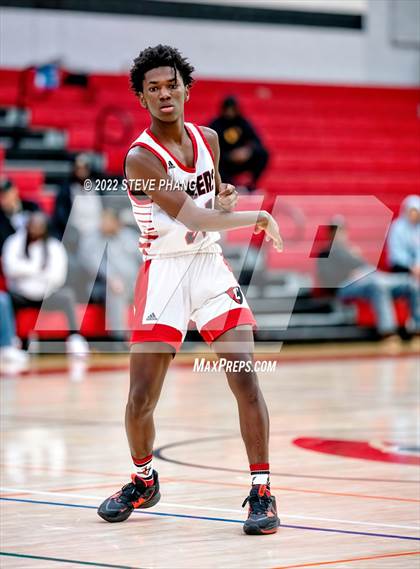 Thumbnail 2 in Chavez @ Cordova (Cordova Christmas Classic) photogallery.