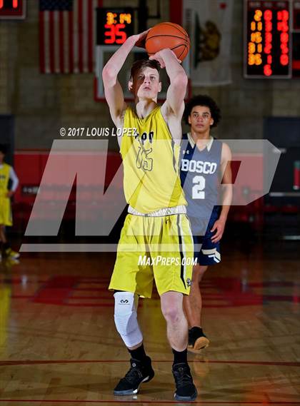 Thumbnail 2 in St. John Bosco @ Capistrano Valley (Nike Extravaganza) photogallery.