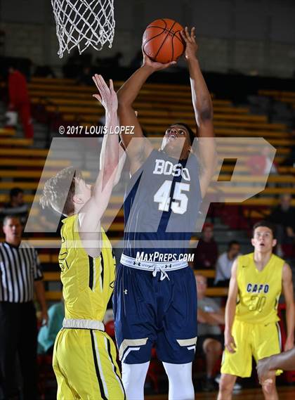 Thumbnail 3 in St. John Bosco @ Capistrano Valley (Nike Extravaganza) photogallery.