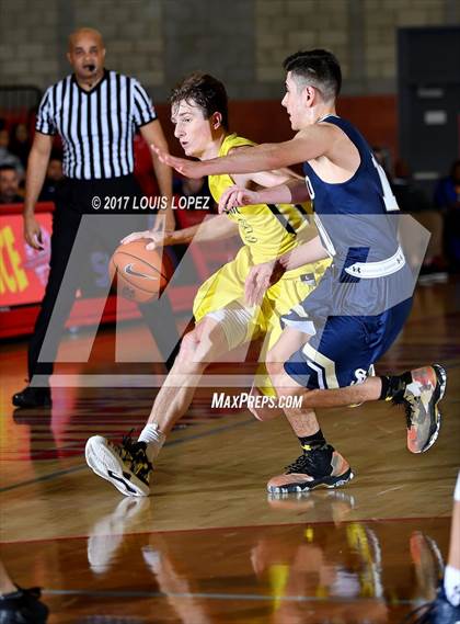 Thumbnail 1 in St. John Bosco @ Capistrano Valley (Nike Extravaganza) photogallery.