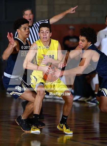 Thumbnail 2 in St. John Bosco @ Capistrano Valley (Nike Extravaganza) photogallery.