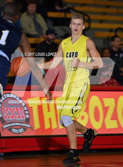 Thumbnail 1 in St. John Bosco @ Capistrano Valley (Nike Extravaganza) photogallery.