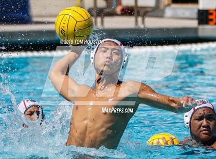 Thumbnail 1 in Damien vs Ayala (D2 Showcase) photogallery.