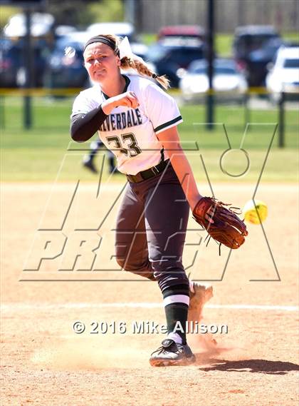 Thumbnail 3 in Marion County vs Silverdale Academy photogallery.