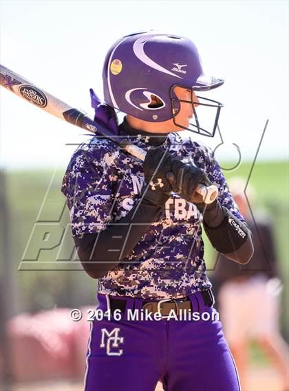 Thumbnail 3 in Marion County vs Silverdale Academy photogallery.