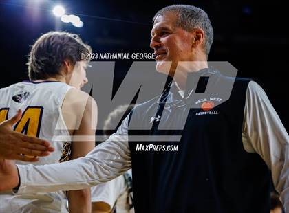 Thumbnail 2 in Bellevue West vs. Omaha Westside (NSAA Class A Semifinal) photogallery.