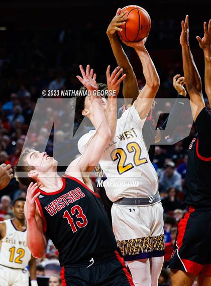 Thumbnail 1 in Bellevue West vs. Omaha Westside (NSAA Class A Semifinal) photogallery.
