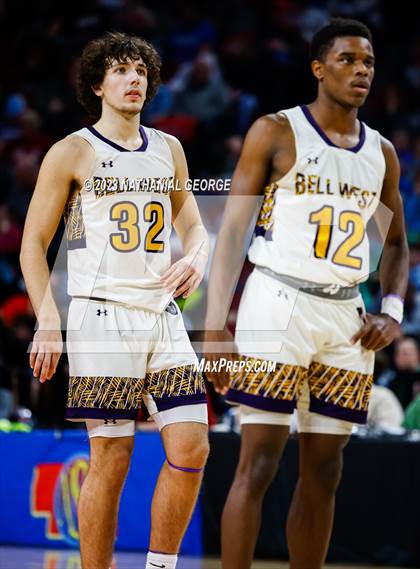 Thumbnail 2 in Bellevue West vs. Omaha Westside (NSAA Class A Semifinal) photogallery.