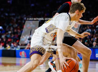 Thumbnail 1 in Bellevue West vs. Omaha Westside (NSAA Class A Semifinal) photogallery.