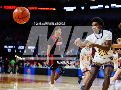 Thumbnail 1 in Bellevue West vs. Omaha Westside (NSAA Class A Semifinal) photogallery.