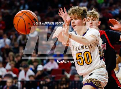 Thumbnail 2 in Bellevue West vs. Omaha Westside (NSAA Class A Semifinal) photogallery.