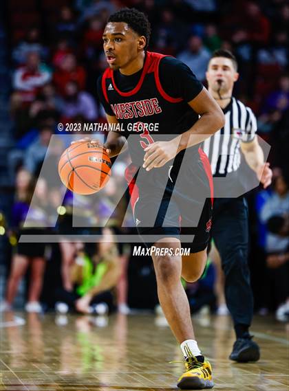 Thumbnail 2 in Bellevue West vs. Omaha Westside (NSAA Class A Semifinal) photogallery.