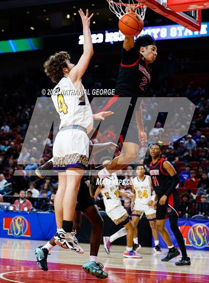 Thumbnail 3 in Bellevue West vs. Omaha Westside (NSAA Class A Semifinal) photogallery.