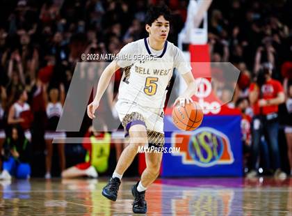 Thumbnail 2 in Bellevue West vs. Omaha Westside (NSAA Class A Semifinal) photogallery.