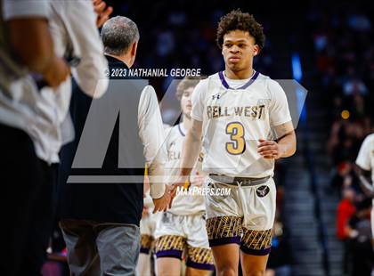 Thumbnail 3 in Bellevue West vs. Omaha Westside (NSAA Class A Semifinal) photogallery.