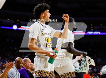 Thumbnail 2 in Bellevue West vs. Omaha Westside (NSAA Class A Semifinal) photogallery.
