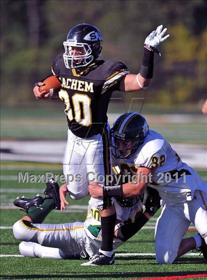 Thumbnail 3 in Lindenhurst @ Sachem North photogallery.