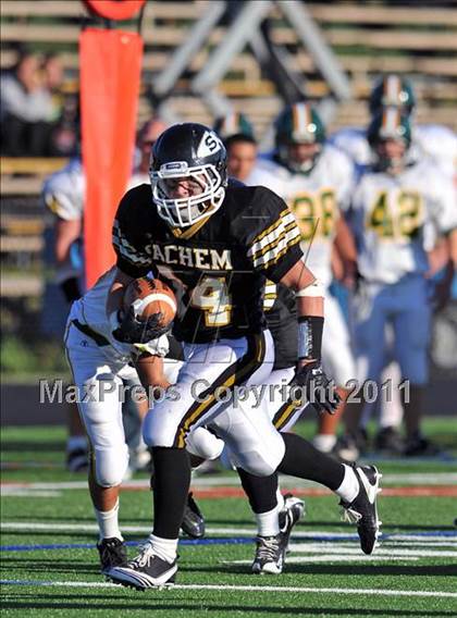 Thumbnail 2 in Lindenhurst @ Sachem North photogallery.
