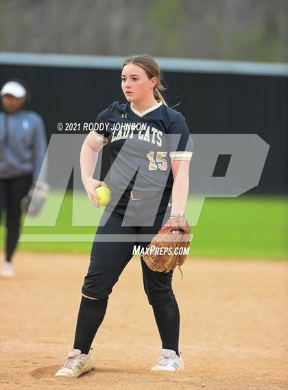 Thumbnail 3 in Leesville vs Florien photogallery.