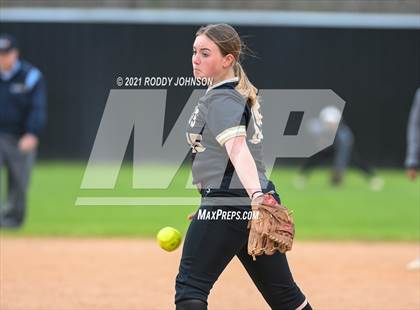 Thumbnail 1 in Leesville vs Florien photogallery.
