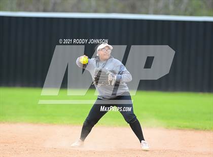 Thumbnail 2 in Leesville vs Florien photogallery.