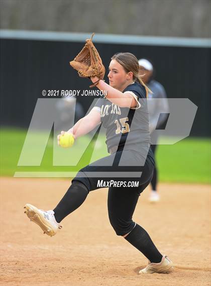 Thumbnail 2 in Leesville vs Florien photogallery.