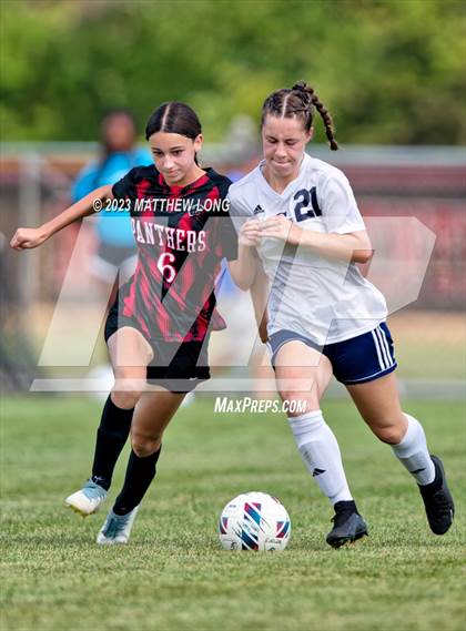 Thumbnail 2 in North Central vs Lafayette Central Catholic photogallery.