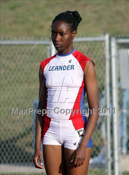 Thumbnail 1 in Texas Region II 16-5A District Meet photogallery.