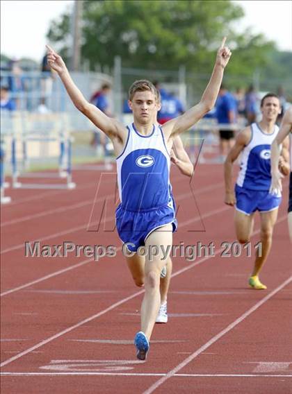 Thumbnail 3 in Texas Region II 16-5A District Meet photogallery.