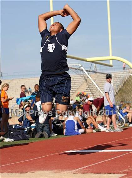 Thumbnail 1 in Texas Region II 16-5A District Meet photogallery.