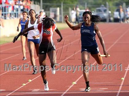 Thumbnail 2 in Texas Region II 16-5A District Meet photogallery.