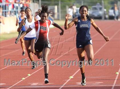 Thumbnail 3 in Texas Region II 16-5A District Meet photogallery.