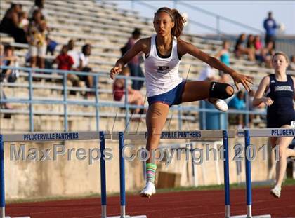 Thumbnail 1 in Texas Region II 16-5A District Meet photogallery.