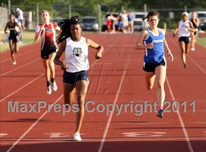Thumbnail 1 in Texas Region II 16-5A District Meet photogallery.