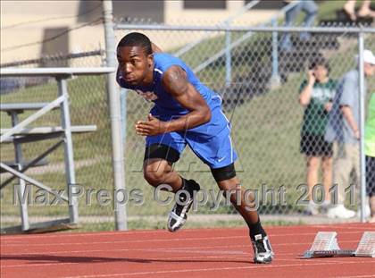 Thumbnail 2 in Texas Region II 16-5A District Meet photogallery.